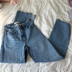 abercrombie 90’s relaxed high rise jean